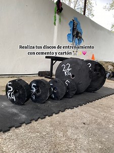 3M views · 78K reactions | Realiza tus discos de entrenamiento con cemento y cartón  no pongas excusas 﫵 #parati #parativiral #fypシ゚ #fypageシ #viralpost #ejercicio #pesasdecemento | Yumary21 | Facebook