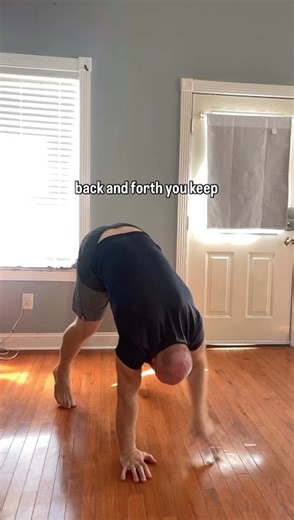 Static bear walks — strength through control and stability