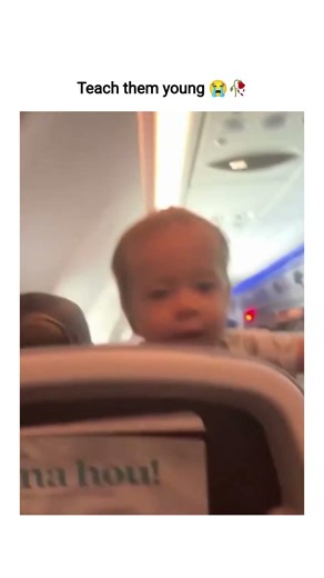 things you do when you get bored in the plane 😭