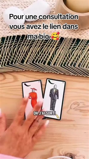 ✨ Rien n’arrive par hasard… Si cette vidéo apparaît sur ton écran, c’est un signe. Amour, blocage, confusion, retour affectif, avenir… 📩 Pour toutes tes préoccupations, le lien est dans ma bio 🔗💬 🔮 Énergie réelle – Résultats visibles #voyance #tarot #spiritualité #tirage #amour