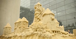 Video: Bet You Wish You Were Talented Enough To Build This Awesome Zelda Sandcastle