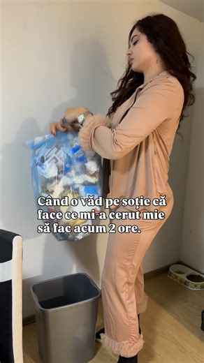 Victoria Bell 🔔 on Instagram: "😅😅 #funny #reels #viral#couple"