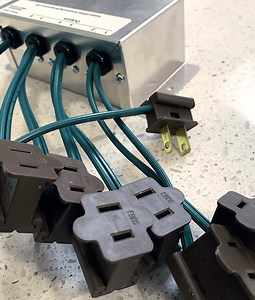 Six Shooter, 2-6 Channel Advanced Chase Controller