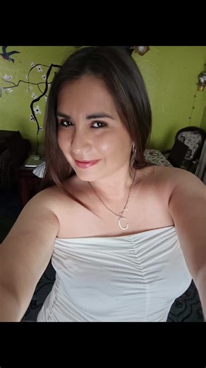 Videos de Carolina Alejandra Castro Vaquez (@caroo_castro) con “sonido original - Rolitas_Chidas💗🫵”