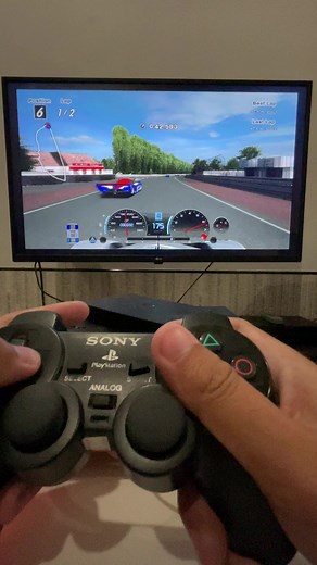 Racing the Legendary Silver Arrow Sauber Mercedes - Benz C9 in Gran Turismo 4