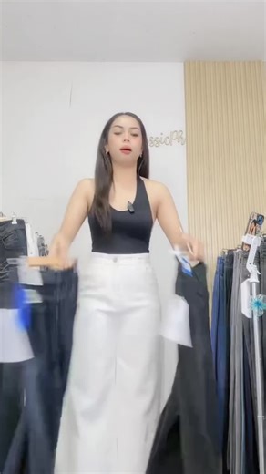 Baggy Jeans Swagger Style: Unisex Streetwear for Dancers