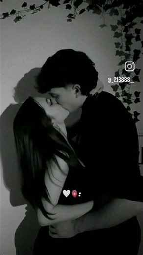 مص شفايف مص لسان رضع شفه قبلات رومانسية وحار حالات واتس 💋🔥 #اكسبلور #لايك#اشتراك #shorts