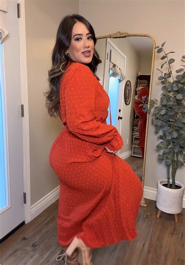 Explore Modest Dress Styles for Everyday Fashion