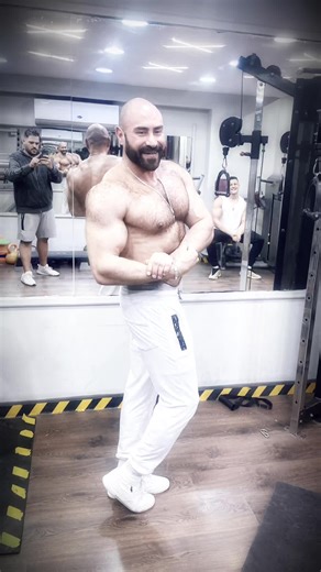 - [x] كابتن باسم امين 🌹🌹🌹مدرب كمال اجسام 💪💪💪 اخصائي تغذية سمنة ونحافة 🍔🍎🥗اخصائي مساچ وعلاج طبيعي 💆‍♂️💆‍♀️💆للتواصل : 📲📱📱01002523056📱 #livefest2024