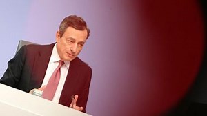 La conferenza stampa del presidente della Bce, Mario Draghi