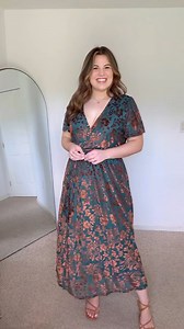 Reposting one of my favorite fall wedding guest dresses!! It’s also currently 15% off!!! It’s just the perfect fall wedding guest dresses!!✨🍂 you can comment ‘OUTFIT’ to get details on this look! 🔗👇🏽 #amazonfashion #FallWeddingVibes #weddingguestdresses #midsize #FallFashion2025 #midsizedresses #midsizefashion | Kelly Elizabeth