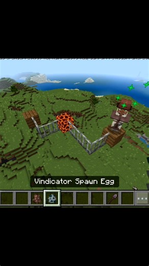 VILLAGER VS VINDICATOR #minecraft #shorts #crazyteam