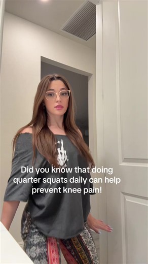 zoeycakezz (@zoeycakezz)’s video of quarter squats