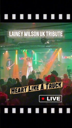 Lainey Wilson UK 🇬🇧 Tribite Band performing Heart Like A Truck Live