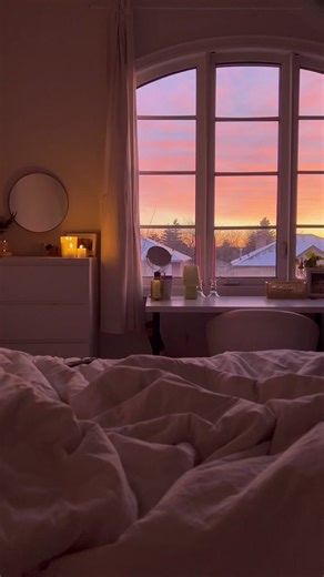 Seasons change 🍂🌨️🌸🌤️ #pinterest #pinterestinspired #aesthetic #romanticizeyourlife #thatgirlaesthetic #thatgirl #pinterestaesthetic #pinterestinspo #selflove #selfcare #selfloveera #selfcareera #selfcarejourney #selflovejourney #selfloveclub #summer #selfcareclub #room #roomtour #bedroom #roomdecor #seasons