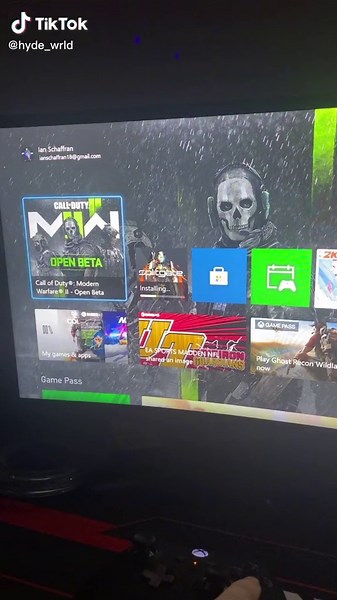Yo infinity ward plz fix this I need to play🥺