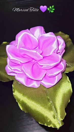 🌿✿❀ Rosas eternas ✿❀ 🌿 💜🤍 #parati #tutorial #rosaseternas #diy #handmade #manualidades | Chuladas y Creativas