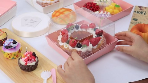 7 x 7 x 4 Inches Paper Cake Boxes with Clear Lids, 50 Pack Pink Large Charcuterie Square Food Containers, Valentine's Day Disposable Bakery Boxes for 4-6 Inch Bundt Cake, Pie, Dessert