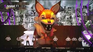 【那些年的mama】Ylvis、Crayon Pop - The FOX+Bar Bar Bar (2013 MAMA亚洲音乐盛典现场)