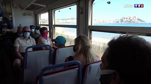 À la découverte d’endroits insoupçonnés de Corse à bord de son petit train | TF1 Info