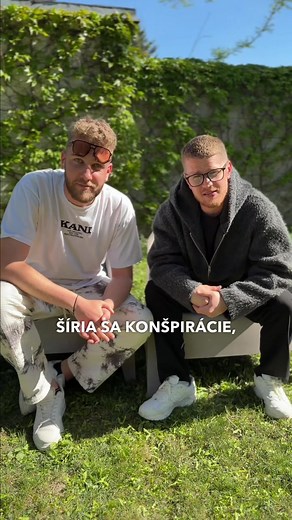 Chalanom zo @Sketch Bros stačí fakt málo… Jedna veta od Miši a zrazu sa spustí niečo, čo nikto nečakal 😂😂 A presne to sa deje aj teraz 👀 Naši @Samuel Procházka a @Oliver Oswald sa opäť spájajú poza chrbát svojej drahej šéfky, tentokrát aj s Miškom Páleníkom z @planeat.sk. A my úprimne netušíme, kam toto celé ešte zájde 😅 Sleduj nás tento týždeň a buď ready na part 2 🔥
