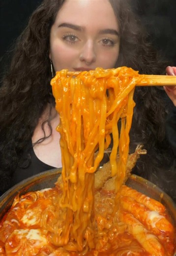 cheesy stew type buldak ramen 🍜 with shrimp tempura, soup dumplings, sausage, & tteokbokki ❤️ #mukbang #buldak #eating #foodtiktok #food Buldak ramen mukbang @Buldak
