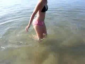 libby getting used to the water!