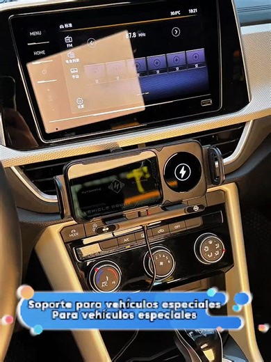 Tu auto pero versión tech 🚘✨ Firme, automático y carga inalámbrica. Link en mi perfil 👇 #soporte #celular #auto #tecnologia #tiktokshop #parati #led