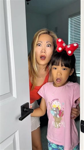 Five Nights at Freddy's Haunts Me 😰😨 LeoNata family #shorts