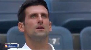 189K views · 202 reactions | EL PELOTAZO DE DJOKOVIC A LA JUEZA DE LÍNEA "La descalificación del serbio en el US Open por un pelotazo en la garganta a una jueza de línea Laura Clark resultó el más reciente de sus errores no forzados, acaso el de mayor potencial histórico". Por Pablo Amalfitano [https://bit.ly/3i82uZT] | Página/12 | Facebook