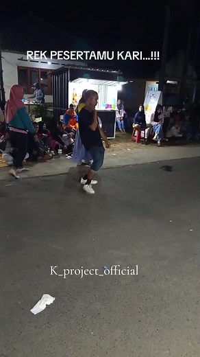 Maskot e Kari .... Karnaval Desa Bringin Wajak #soundhoregjawatimur #karnavalsoundsystem #masukberandafyp #soundhoregmalang #Karnavalbringinwajak