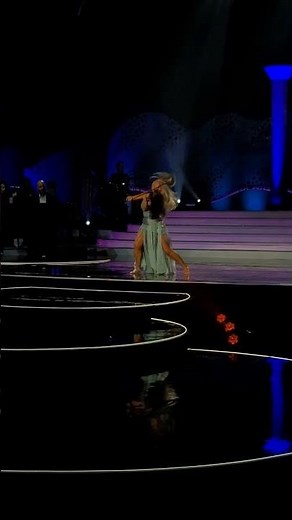 Máiréad Nesbitt Celtic Violinist, Celtic Woman 20th Anniversary! #maireadnesbitt #CelticWoman #irish