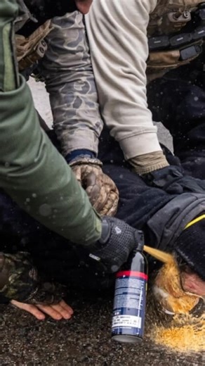 La Cartita on Instagram: "Recent images and testimonies document a troubling pattern in federal enforcement actions across the United States. #Minneapolis John Abernathy, a local photographer, was forced face-down on the ground by federal officers. Witnesses report officers deploying chemical agents in close proximity, limiting visibility and breathing. Abernathy stated his arms were pinned beneath him while commands were shouted to move them. #ColumbiaHeights, #MN #minneapolis Liam Conejo Ramos