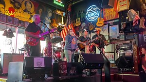 I had a fantastic day in Nashville I got to meet Sarah Gayle Meech today at Robert's Western World I’ve been watching her for a while as she is mutual friends with a lot of my Nashville friends! She is fantastic and she shared her story with us about how she found her love of Country Music from her dad like me and we had several things in common! But she is a fantastic singer and musician and I was really honored to share the stage with her today ❤️🙏 So if you don’t know her go like her pages a