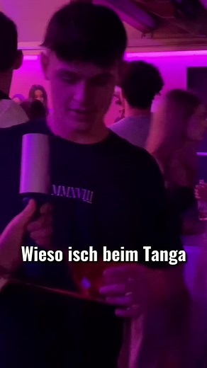 If you know the perfect girl for @bonadio.elias please tag her in the comments.✨ Moderation: @Nadia Tinkhauser80