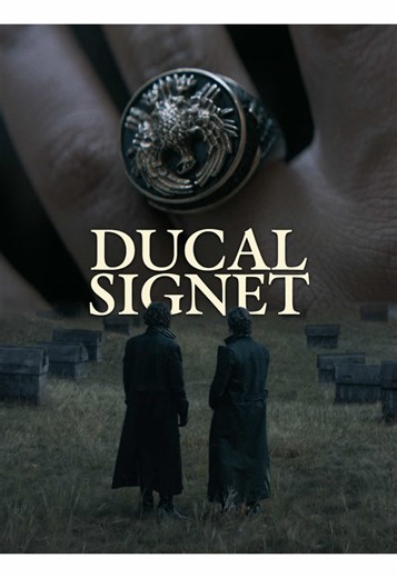 The Ducal Signet 💍 I noticed a small detail that I think is super interesting. I did some research about the historical symbolism of wearing rings on certain fingers, and found that they correspond perfectly to the characters of Leto and Paul. Traditionally, wearing a ring on your middle finger represents balance and responsibility, while wearing it on your pointer finger is associated with authority, ambition, and command. This could easily be a random coincidence, but the more I learn about t