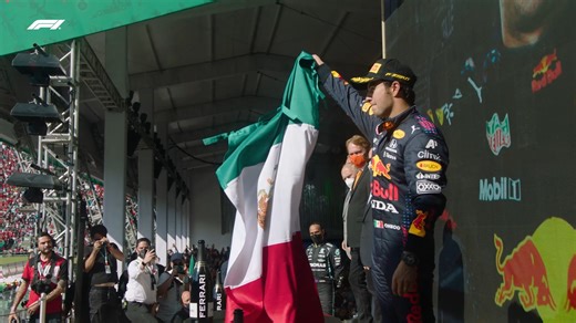 🖐️ Five wins 🍾 29 podiums 🏎️ Three poles Let's take a look at some of Checo's best moments from his time at Red Bull 🏁 🏆 | F1