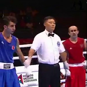 Learn to throw powerful long-range punches with Evnik trainers. These tools can improve your punch control, strengthen deep muscles, and boost the speed and endurance of your punches. During a shadow fight, Evnik creates a sudden load of 2-5 kg! Train smart, make your shadowboxing more effective. | EVNIK