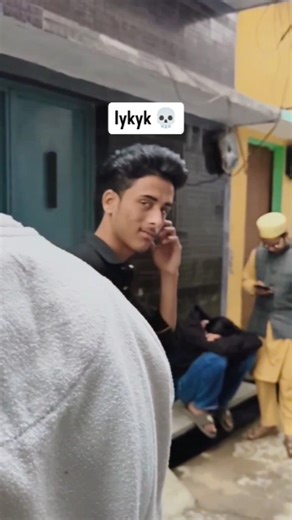 Kafasaa on Instagram: "The direction isn’t directioning 💀 . . . #Kafasaa #DesiMeme #Relatable #ReelsIndia #JustForFun"