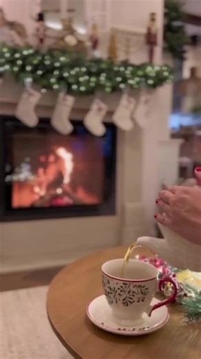 Cozy Christmas Vibes for 2025: Embrace the Season