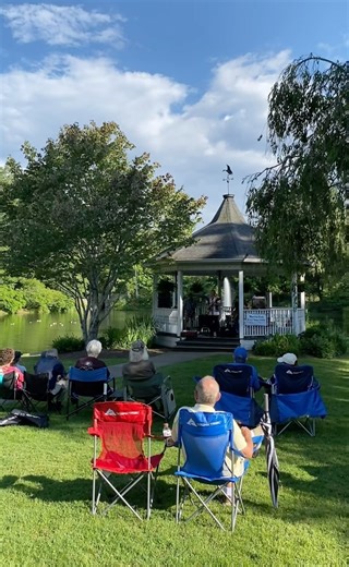 The Monday Night Concert Series is back tonight in Broyhill Park from 6:30 - 8:30! 🎸 Join the Blowing Rock Civic Association as they host Steve Sensenig, Amy Young Escalante, Andy Page & Krista Jo for their second-to-last show of the season! Event is free and open to the public, and guests are encouraged to bring lawn chairs and blankets for comfortable seating. In the event of heavy rain, the show will be moved inside, so bring along rain jacket or umbrella to avoid getting wet! - - - #blowing