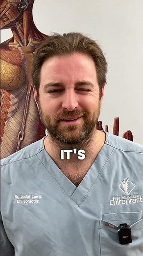 Popping Dislocated Shoulder Back into its Socket #chiropractictips