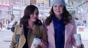 ‘Gilmore Girls’ Reboot Official Trailer Debuts – Watch Now!