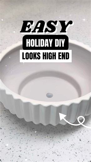 DIY Christmas Centerpiece That WOWS Every Guest 🤩