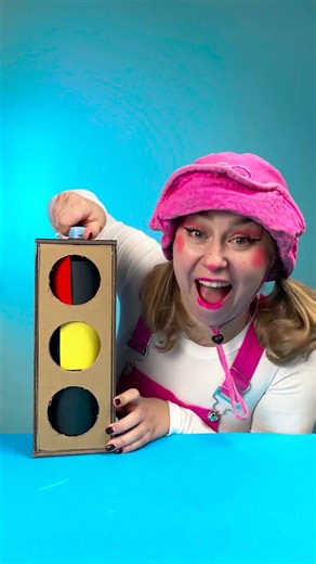 Do YOU know the TRAFFIC LIGHT colors?!