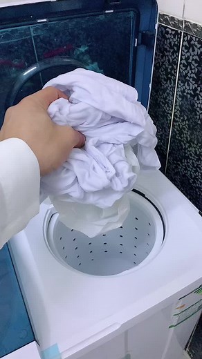 Efficient Laundry Tips for White Clothing