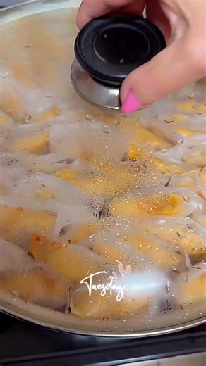 Cuando llegas a la casa y hay tamales recién hechos 😍 | Gemma Guardado Perez