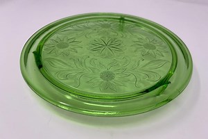 Vintage Uranium Green Depression Glass Footed Cake, Serving Plate in the Jeannette Sunflower Pattern - Etsy