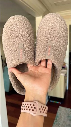 Bombas Sunday Slippers 🐝 #bombas #slippers #homeessential #unboxing #comfy #cozy #relax #loungewear