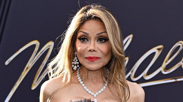 La Toya Jackson flaunts VERY slim figure at Michael premiere